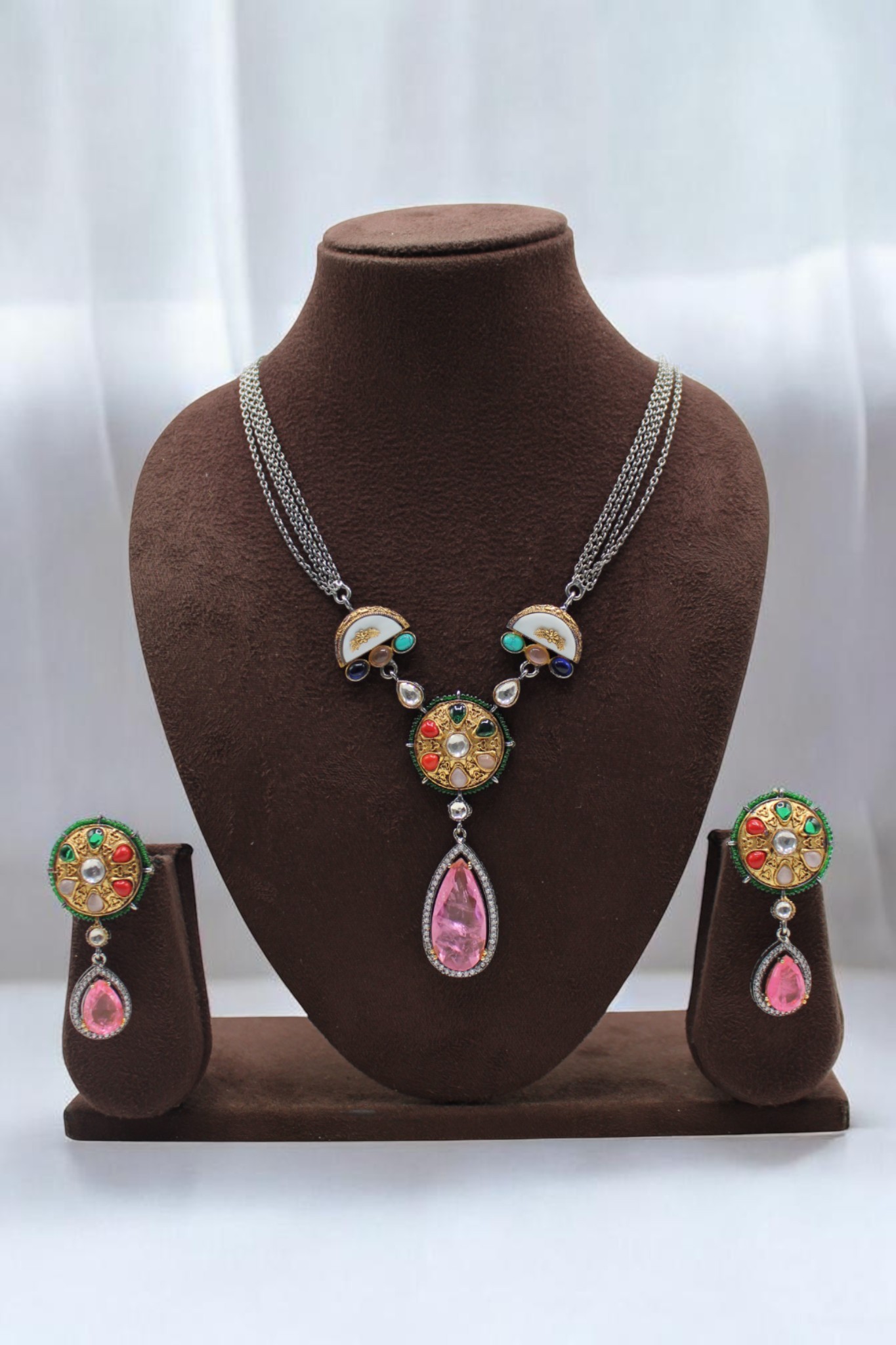 Elegant Multicolored Jewelry Set with Pendant and Earrings - Image 2