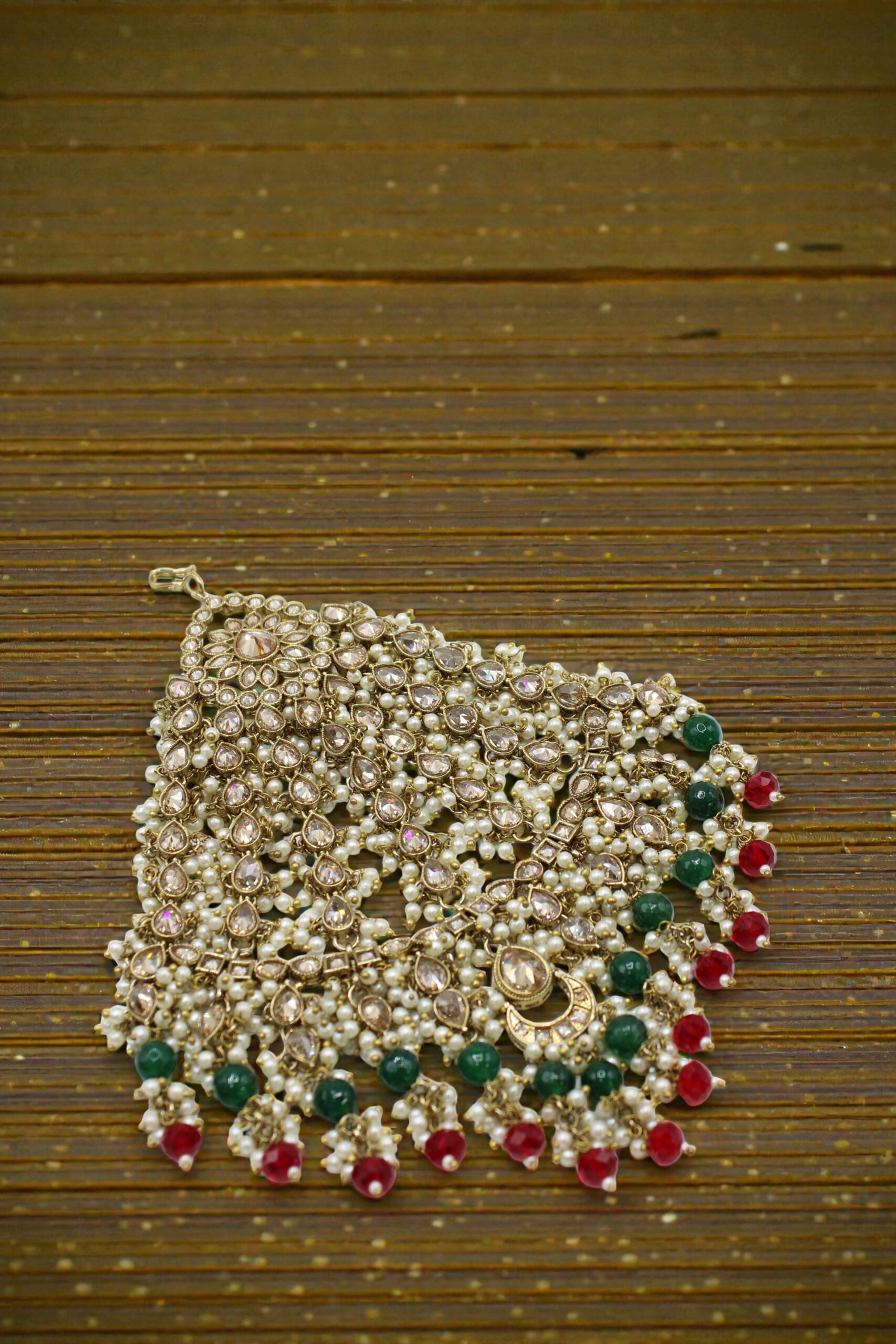 Elegant Traditional Indian Jewelry with Pearls and Colorful Gemstones - Image 3
