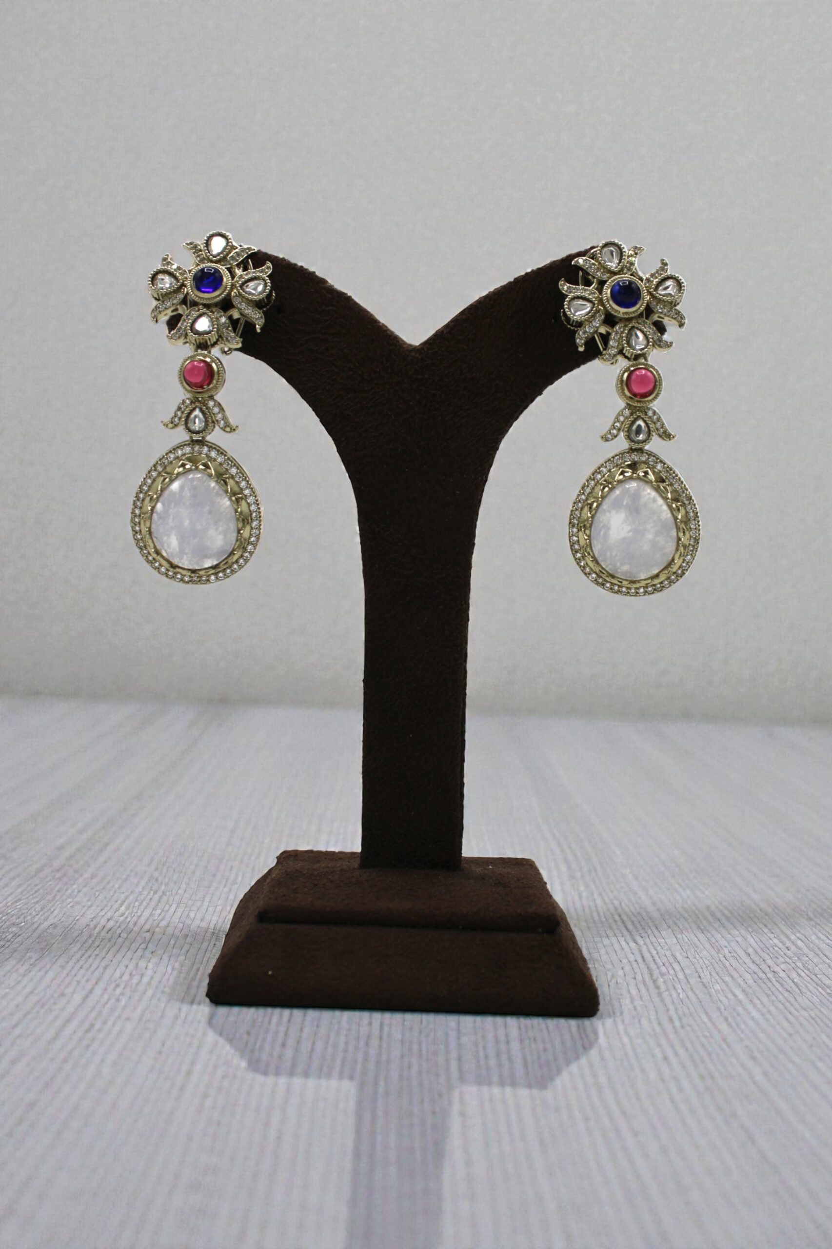 Elegant Vintage-Inspired Drop Earrings with Colorful Accents - Image 3