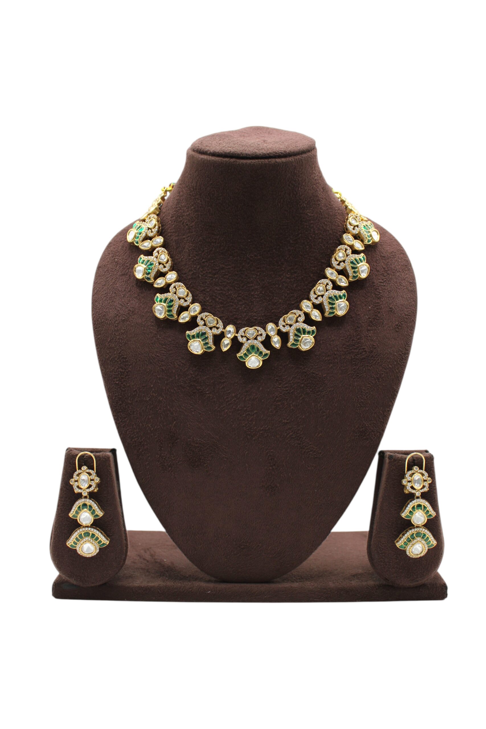 Elegant Gold and Green Stone Jewelry Set